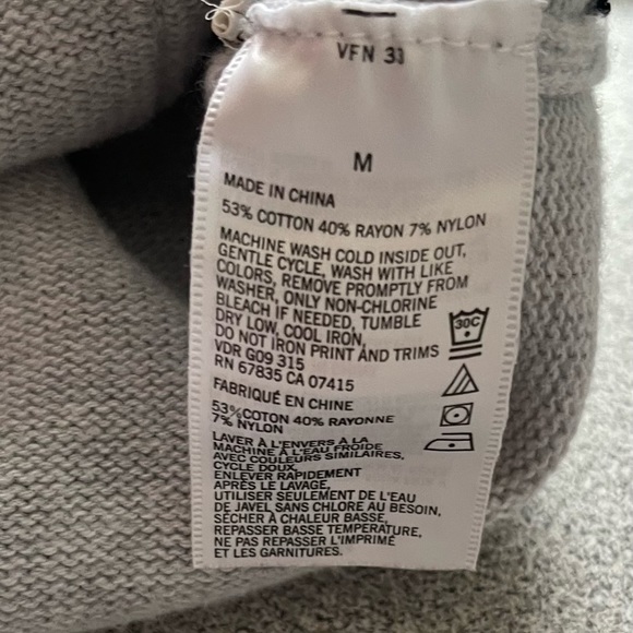 Nautica Grey Button Up Cardigan Sweater Size Medium - Picture 7 of 10